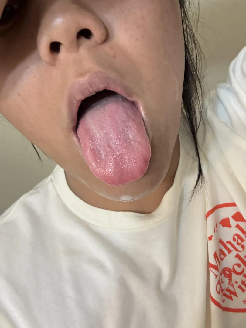 The secret to glowy skin is his cum girl 