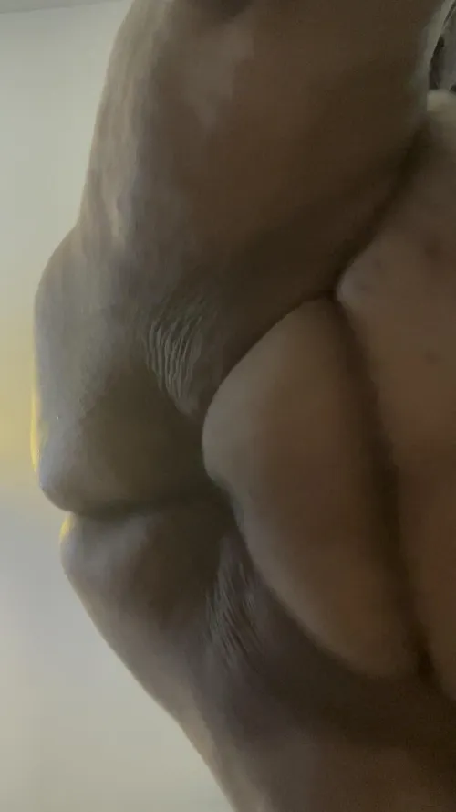 Thick thighs save lives