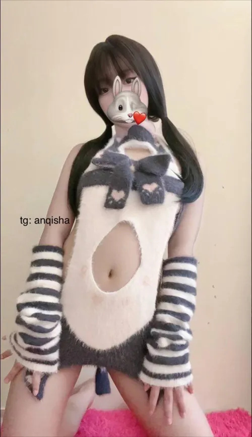 Ur asian babe dm for menui verify