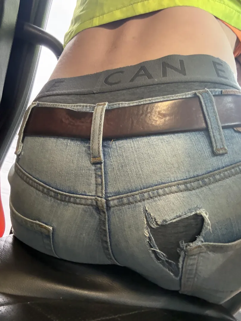 Wondering if anybody noticed the hole in my pants today