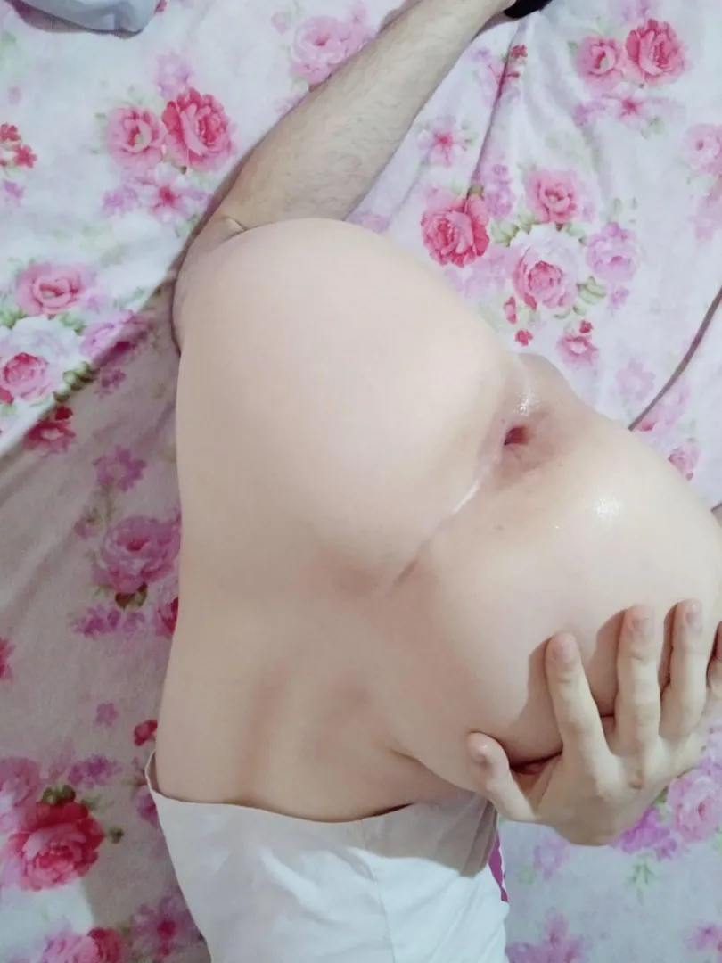 Would you like a good boy’s tight little ass?