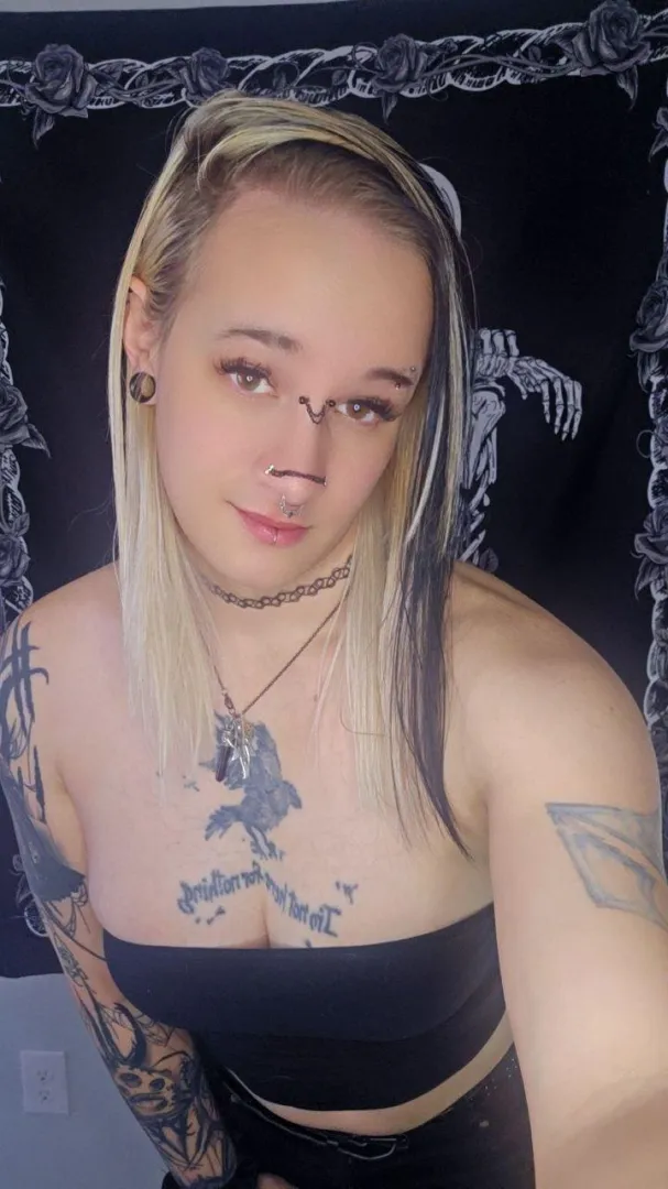 You catch your roommate jerking off and she invites you to join her, wyd?