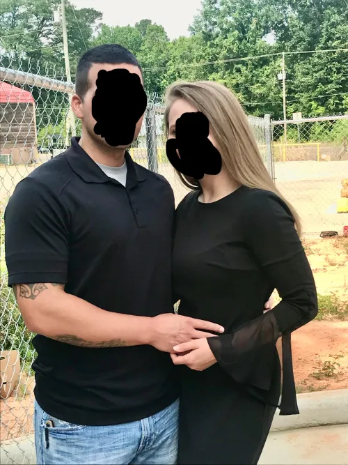 22F 23M/ located in Shelby county. Looking for. MFM MFMF