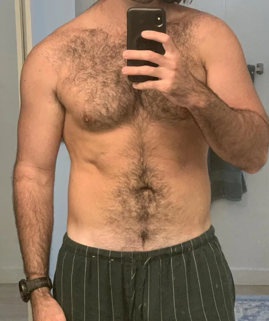 23 [M4F] Honolulu - looking to gain some “experience” ;)