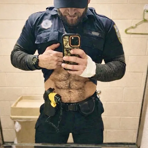 (30) feeling hot under all this - OC