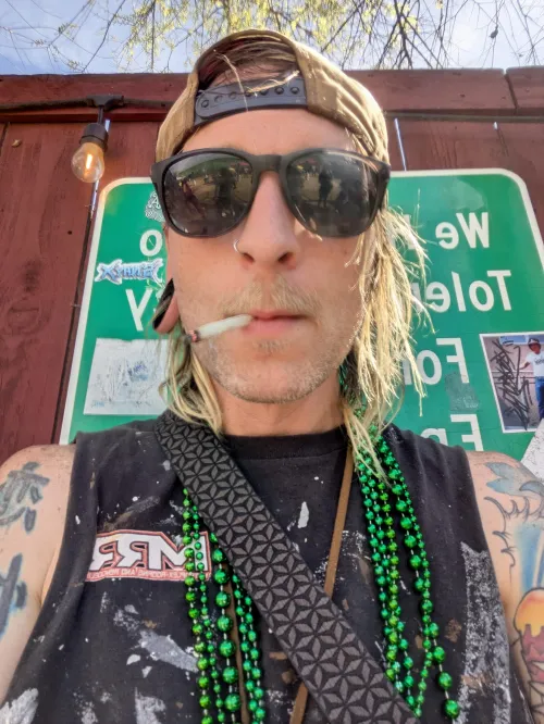 33M Looking to see if any females would wanna join for some boat fun this weekend. GUN BARREL CITY We could mess around or just have a good time and kick it. ..ALL GOOD VIBES..