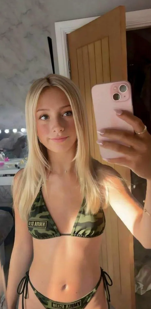 Daddy, do you mind our age gap?