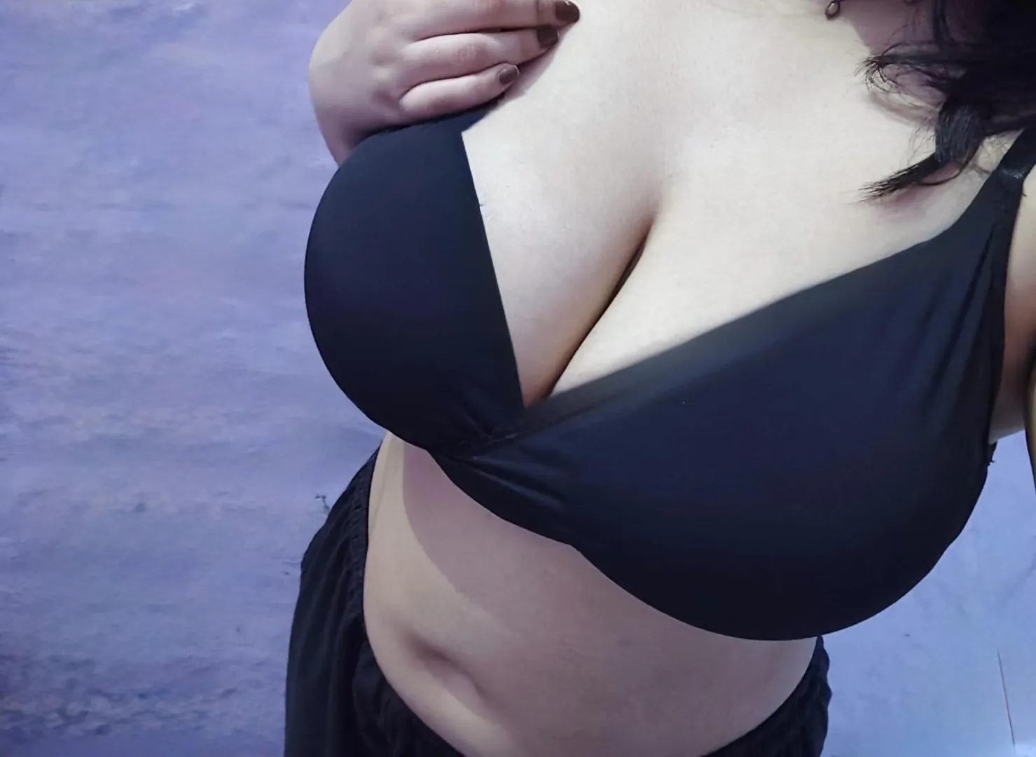 Grab them all before i dress back 