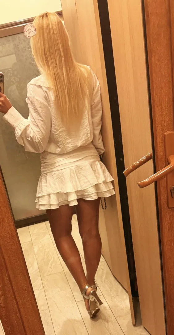 I feel like you’re watching me… ❤️‍