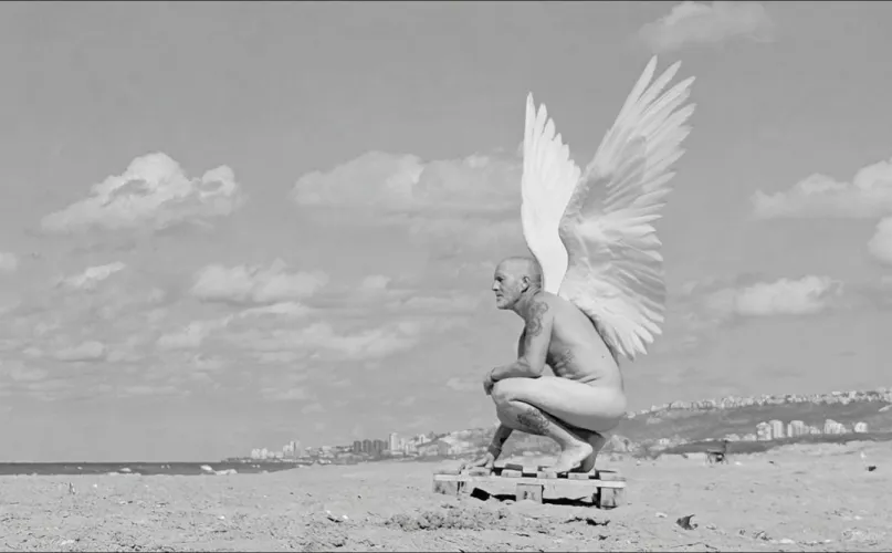 Love to be nude on the beach