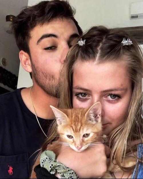 M26/F25 Looking for another male or couple to join us. We’re in Minneapolis. Preferably someone around our age.