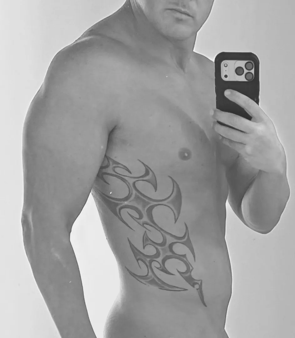 M4F or M4FM bull looking for a Hotwife for this weekend!