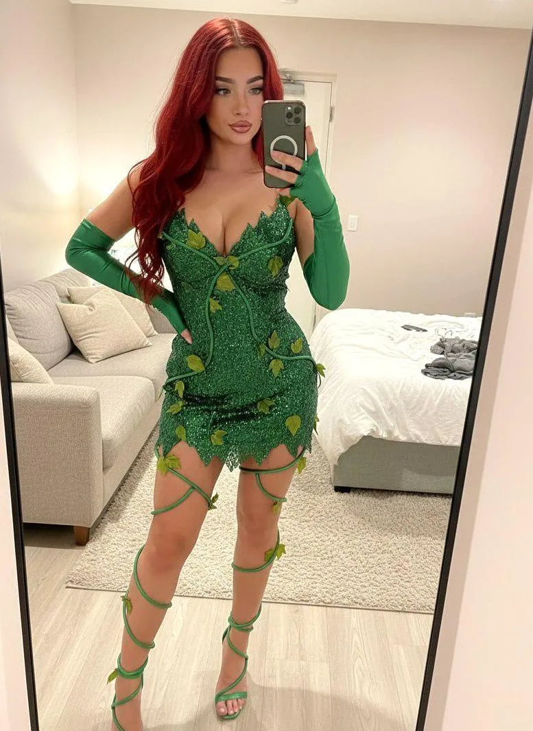 my own version of poison ivy cosplay (lily)