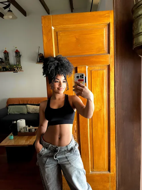 Nasty Black queen ready to get filthy