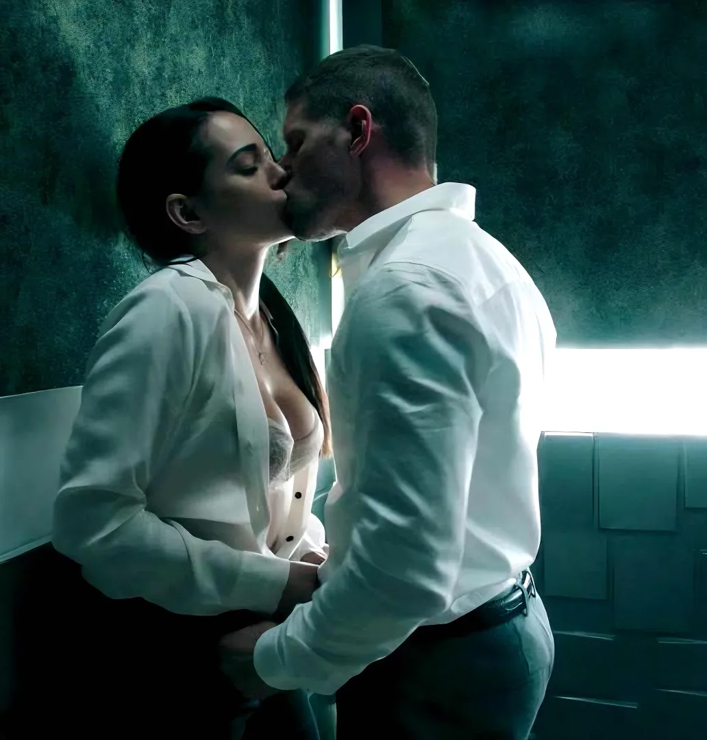 Natalie Martinez, Into The Dark:Down (2019)