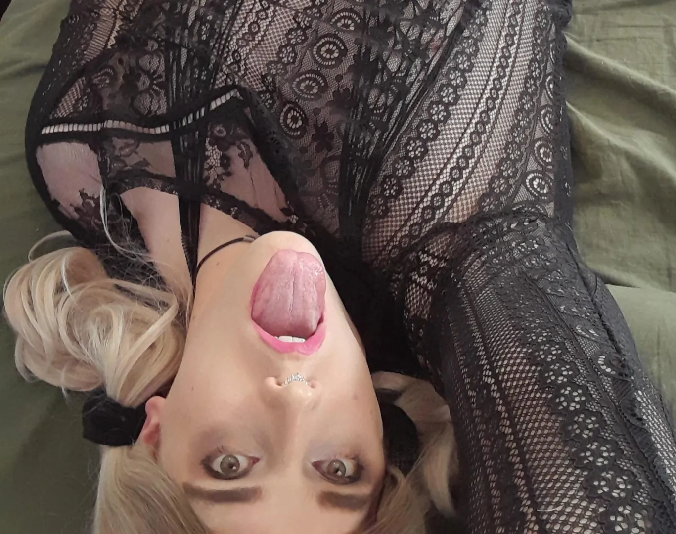 Need a big cock stuffed in my mouth. Kik sissyytoyyy