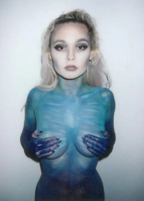 No i am not dressed as a smurf