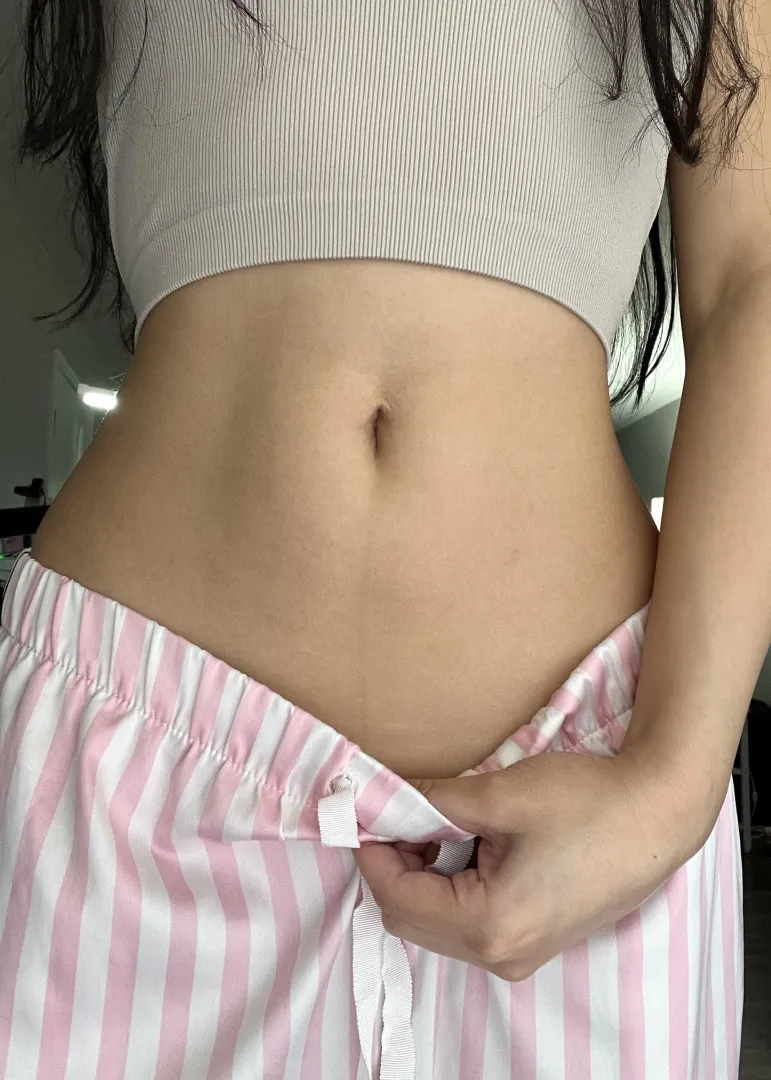 Not scared to let you explore my belly button