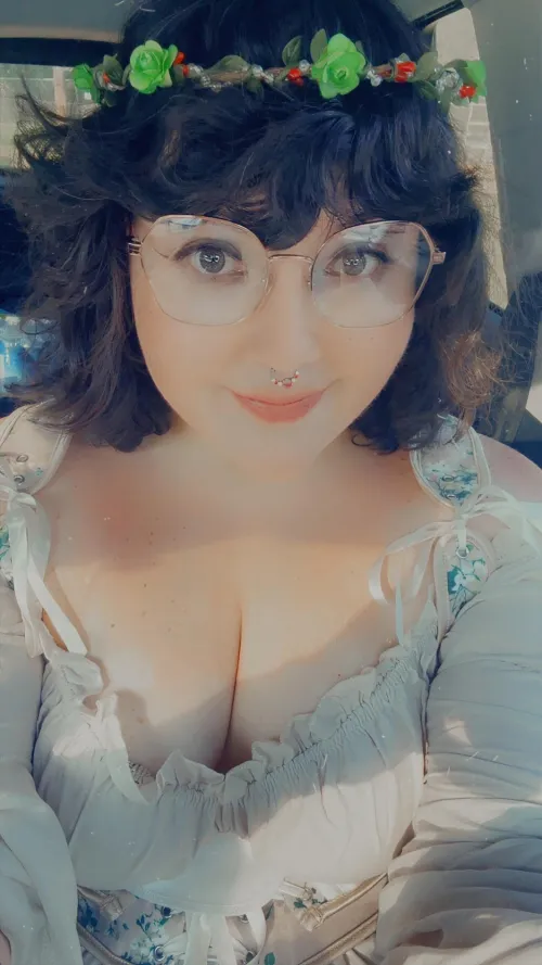 [OFFER] Your sweet faced, alt gamer girlfriend.