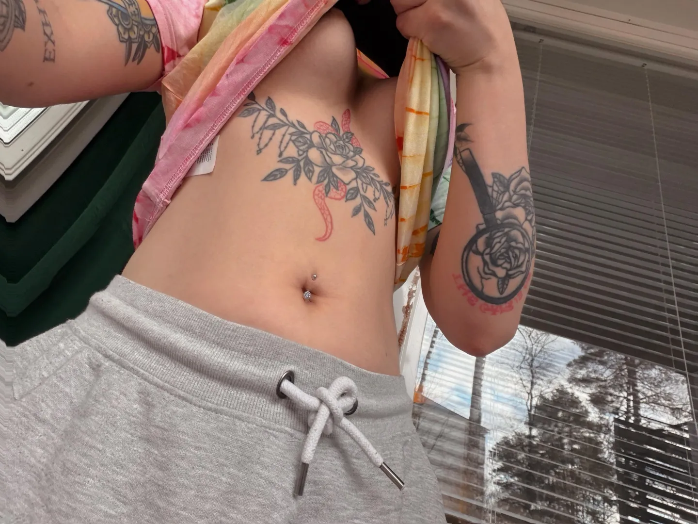 Piti käyä tuulettaa tissei vähä..haluisiks olla mun naapuri?