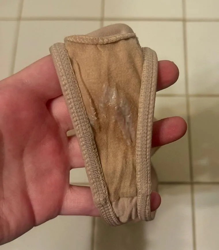 [selling] Wet and creamy pair available from after my workout today ;)