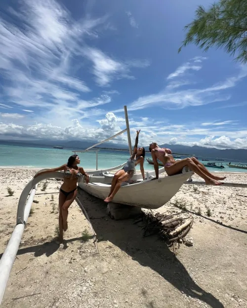 Staying on the seashore is also an option