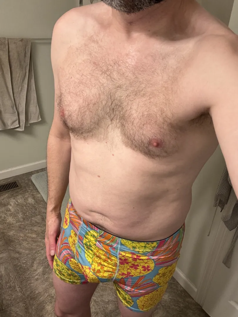 Tropical vibes Tuesday