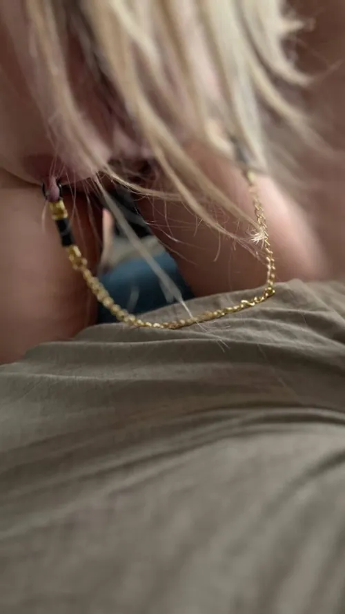 Visiting [f] rom the island and always looking for some new friends 