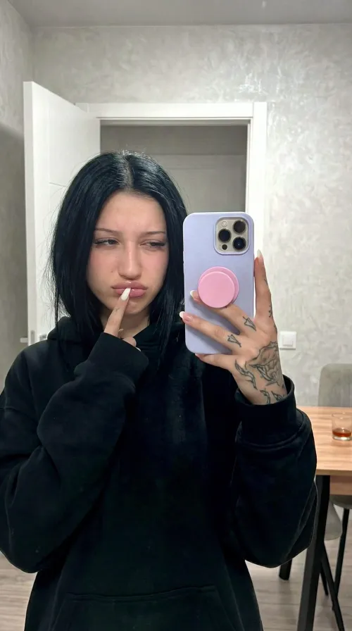 Would you eat first, or fuck?