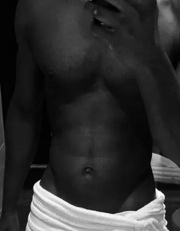 33 [M4S] Blk dom looking for genuine fem, subs only