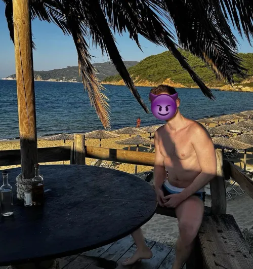 Anyone looking for this weekend? Guy for couple