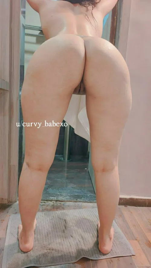 Hard spanks and rolling tounge deep inside