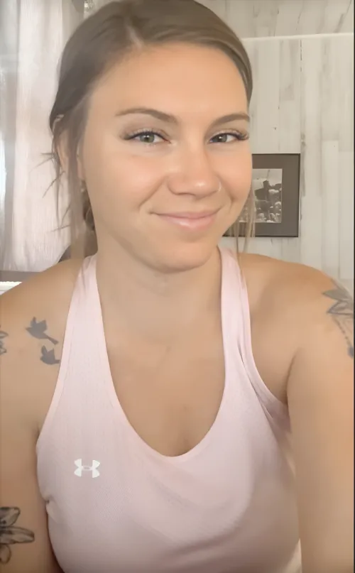 If you are over 30, would you fuck, lick, or creampie me? 