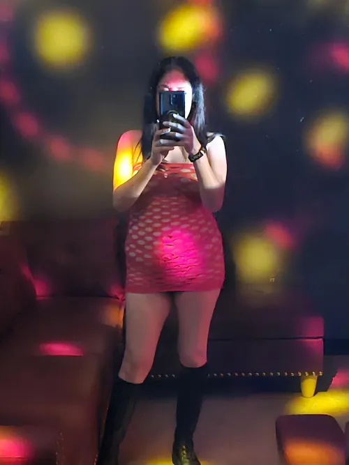 Looking for someone rn, older than 25