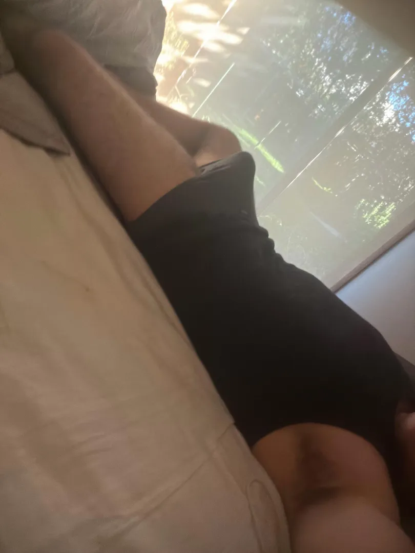 19 looking for for dominant jerk bros to edge with and have fun with near Hampton