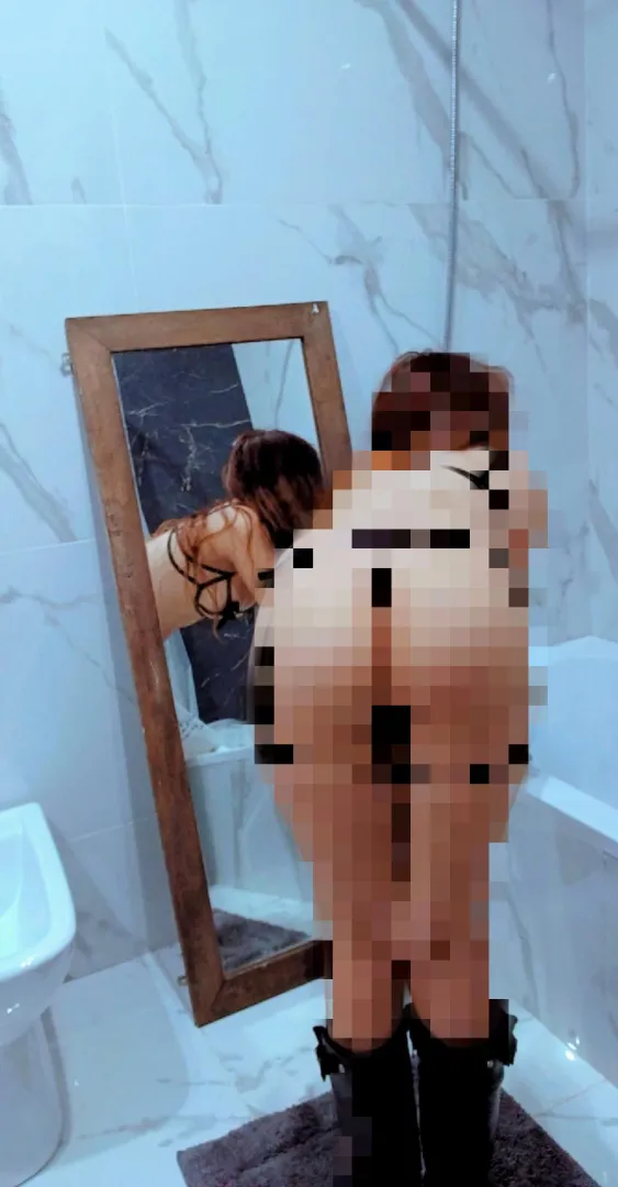 Beta, you're not worthy to see my beautiful ass