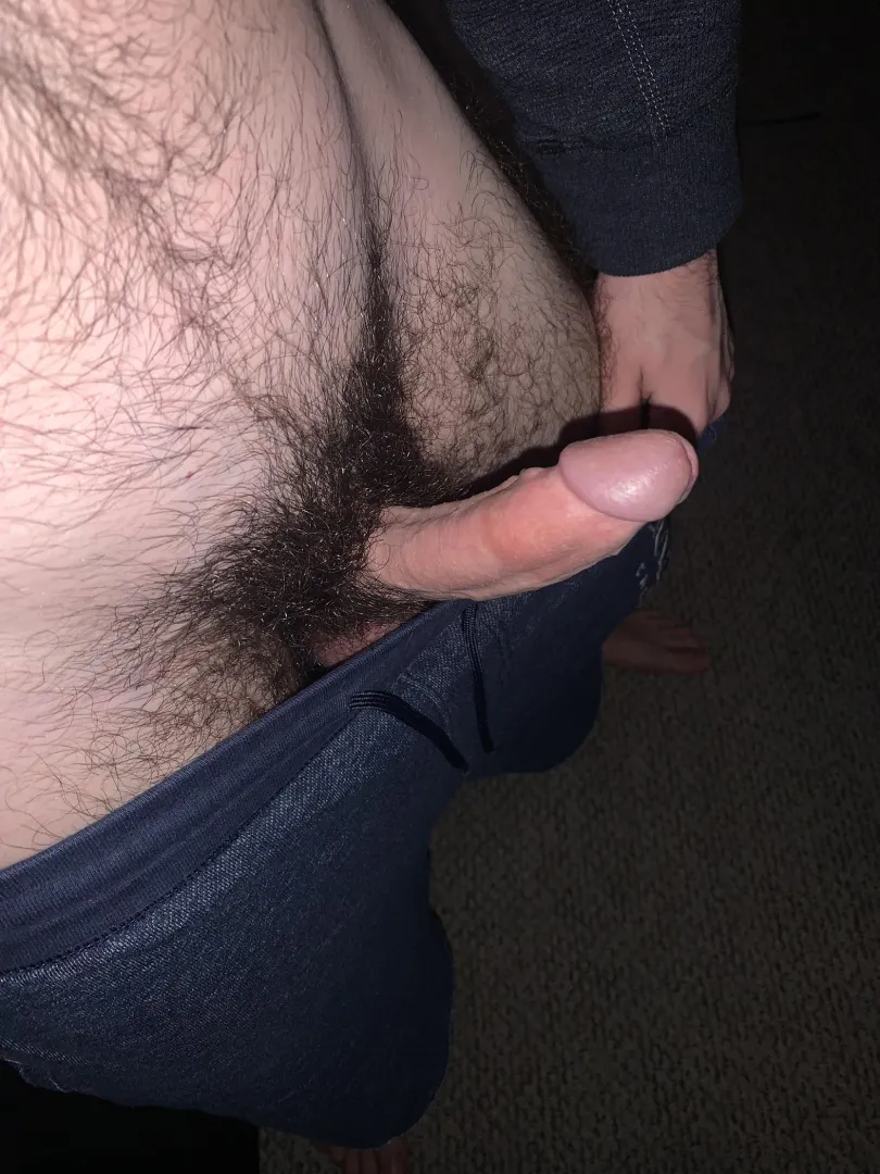 Can you believe i’m 18 years old w a dick this hairy? is it normal?