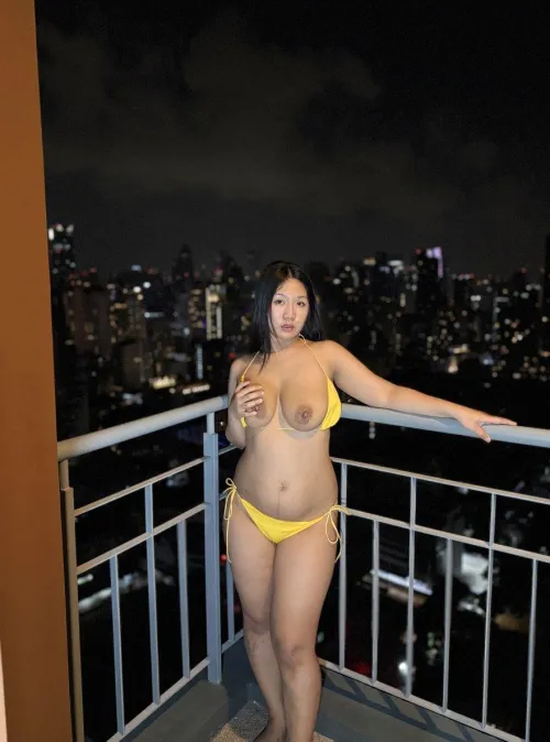 does an ugly, chubby asain slut like me turn you on? y/n?