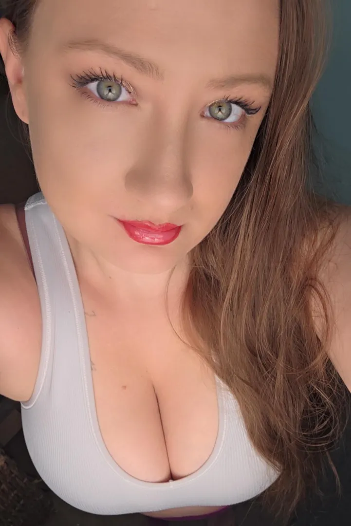 First post here, feeling sexy