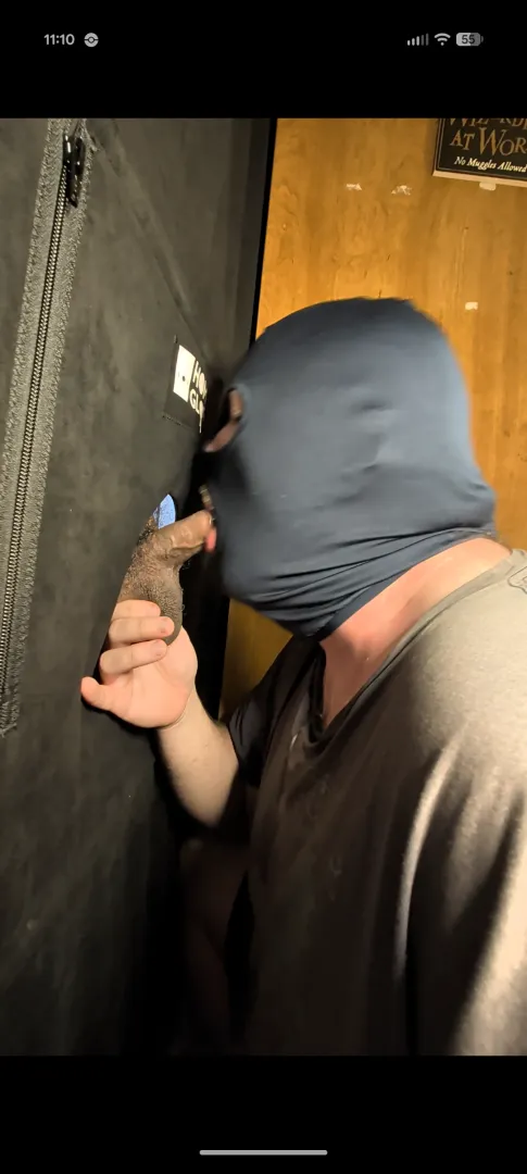 Gloryhole in new castle