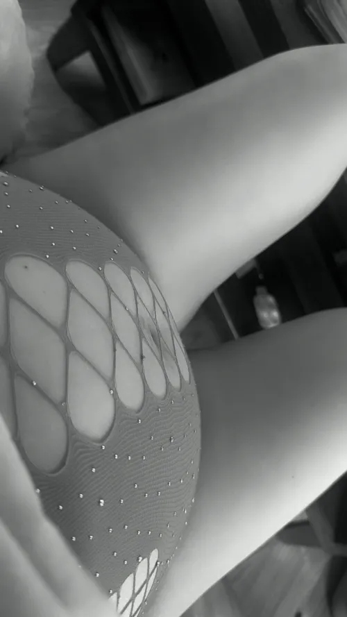 Guess the color of my lingerie…The bump is looking good in ____!