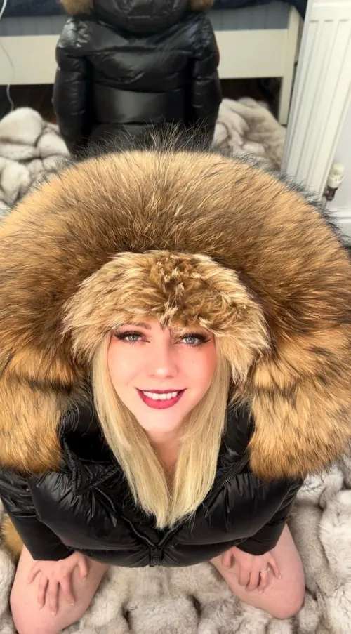 Just made a hot new b/g video in my Arctic Army 