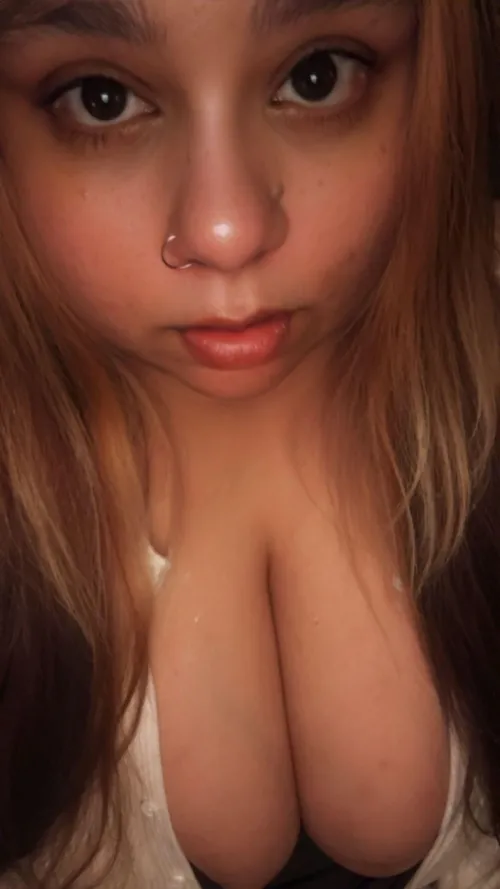 Just thinking of slutty feral thoughts