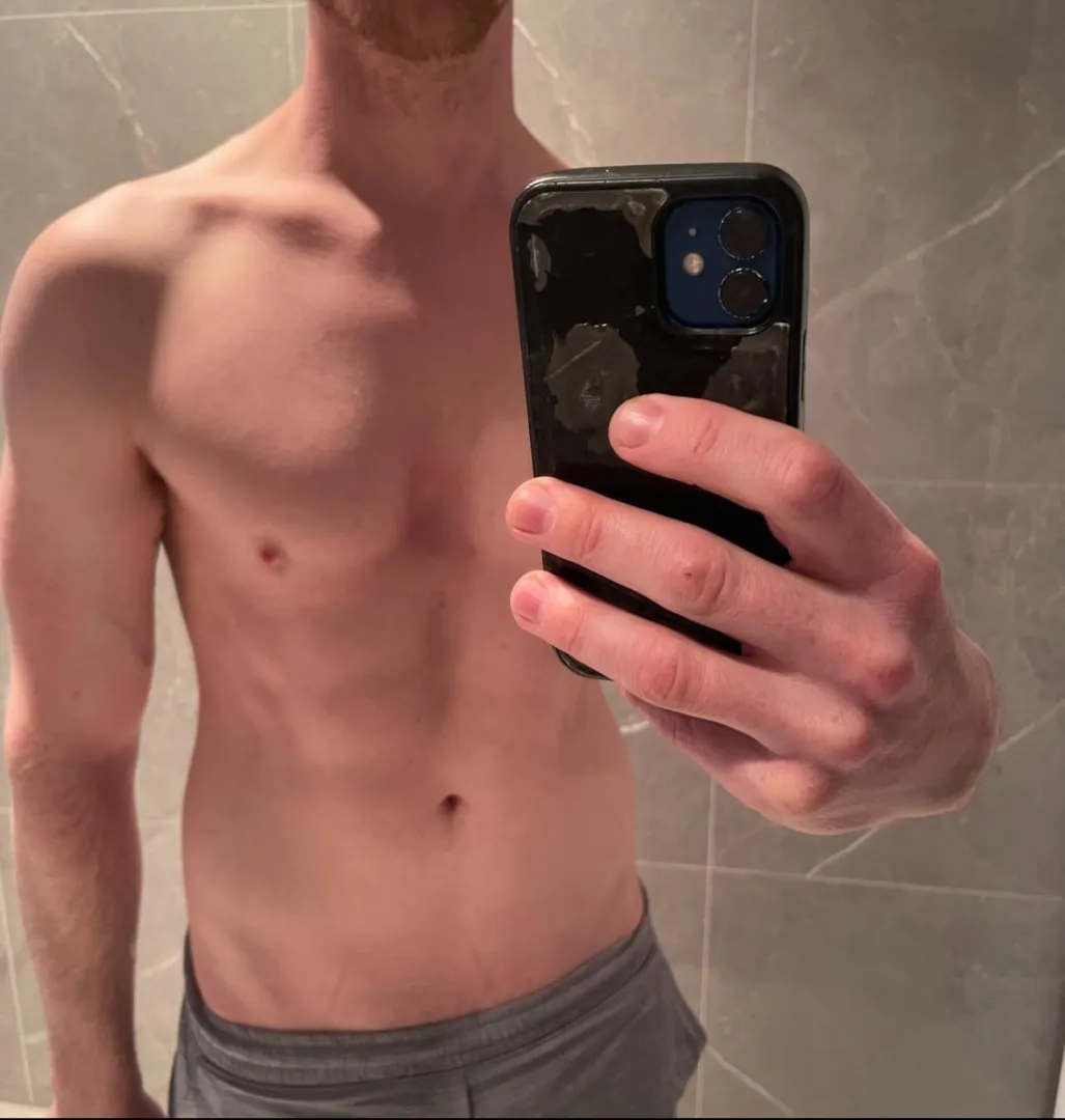 Looking for a married woman in Sydney to meet up with - let’s show hubby how much better I am than him.