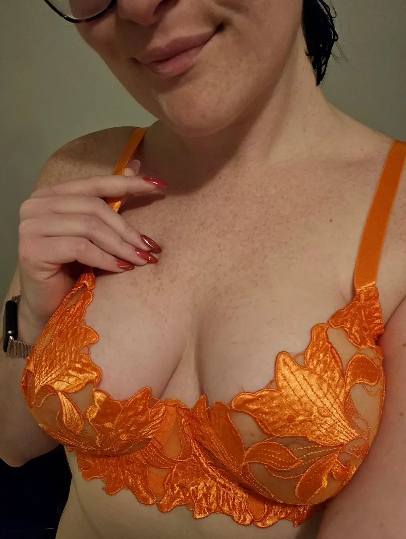 Nouvelle lingerie orange 