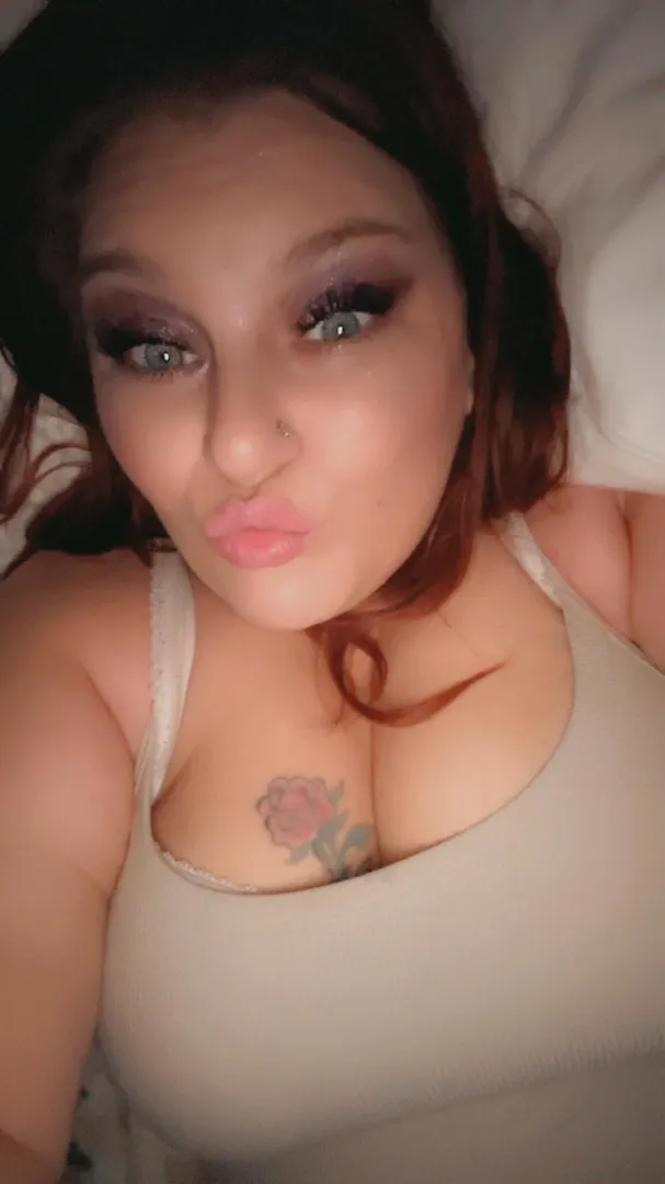 Okkk maybe we’ll stop getting selfie requests… My entire body is now on this page alone and all I can offer… 4-7” is great for something other than content… Be glad to explore that if you’d like… But 9-11 msg me plzzz let’s make a movieee