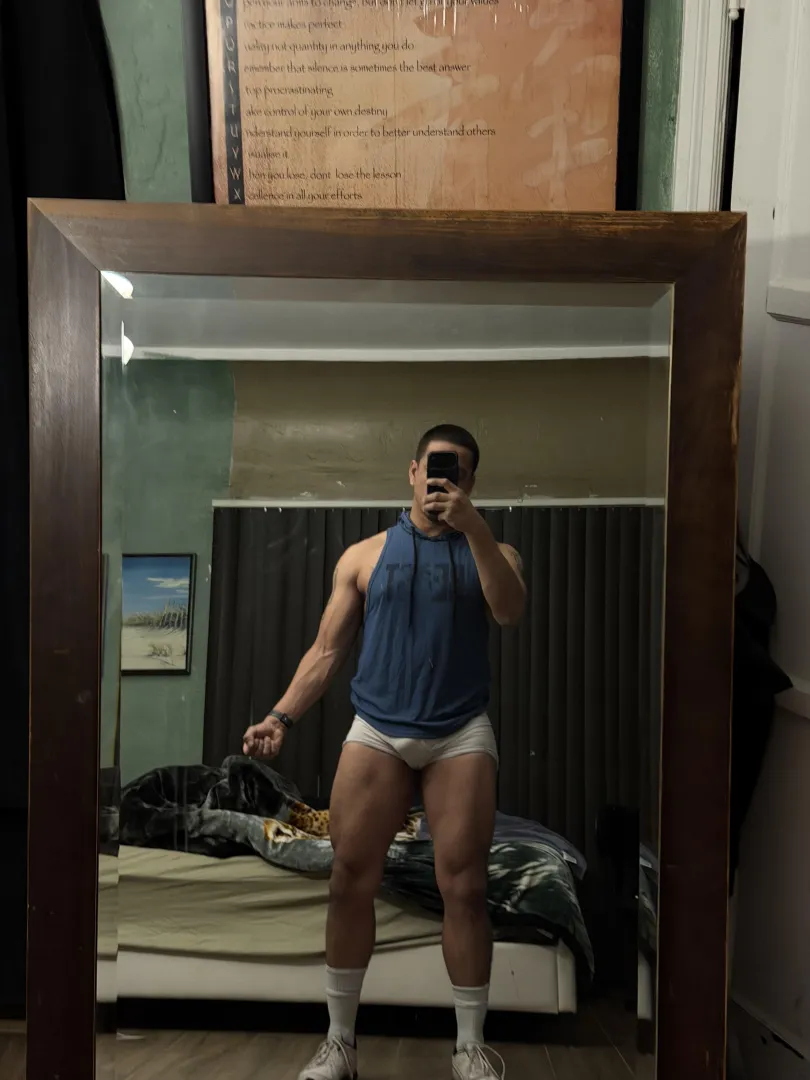 [selling][USA][50$] Sweaty, musky underwear worn by a BIG DICK construction worker and gym rat. Get you a pair or two