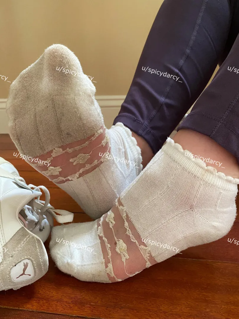 Sweaty feet make smelly socks [selling] [USA only]