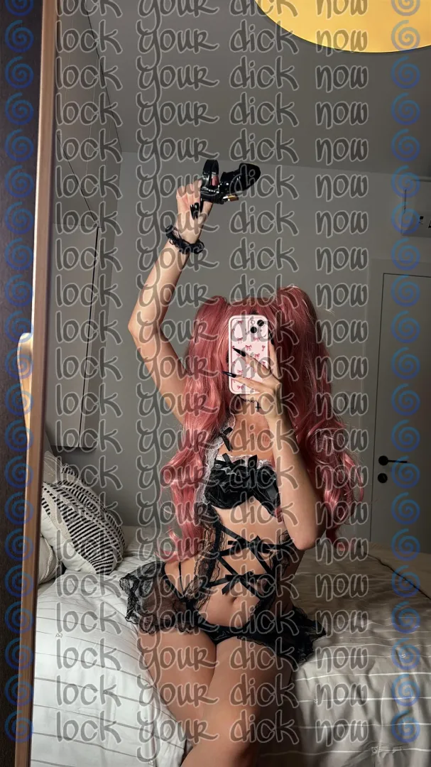 What if I lock you on a first date? 