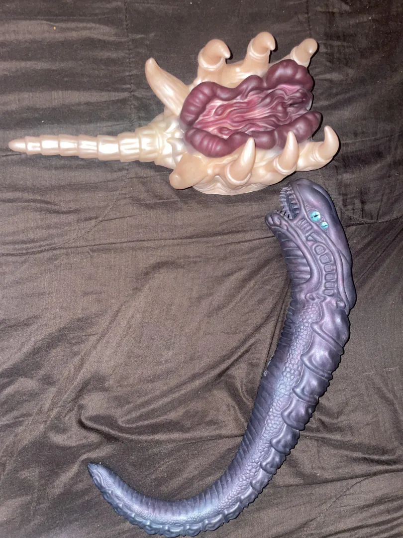 Xenomorph alien dolls